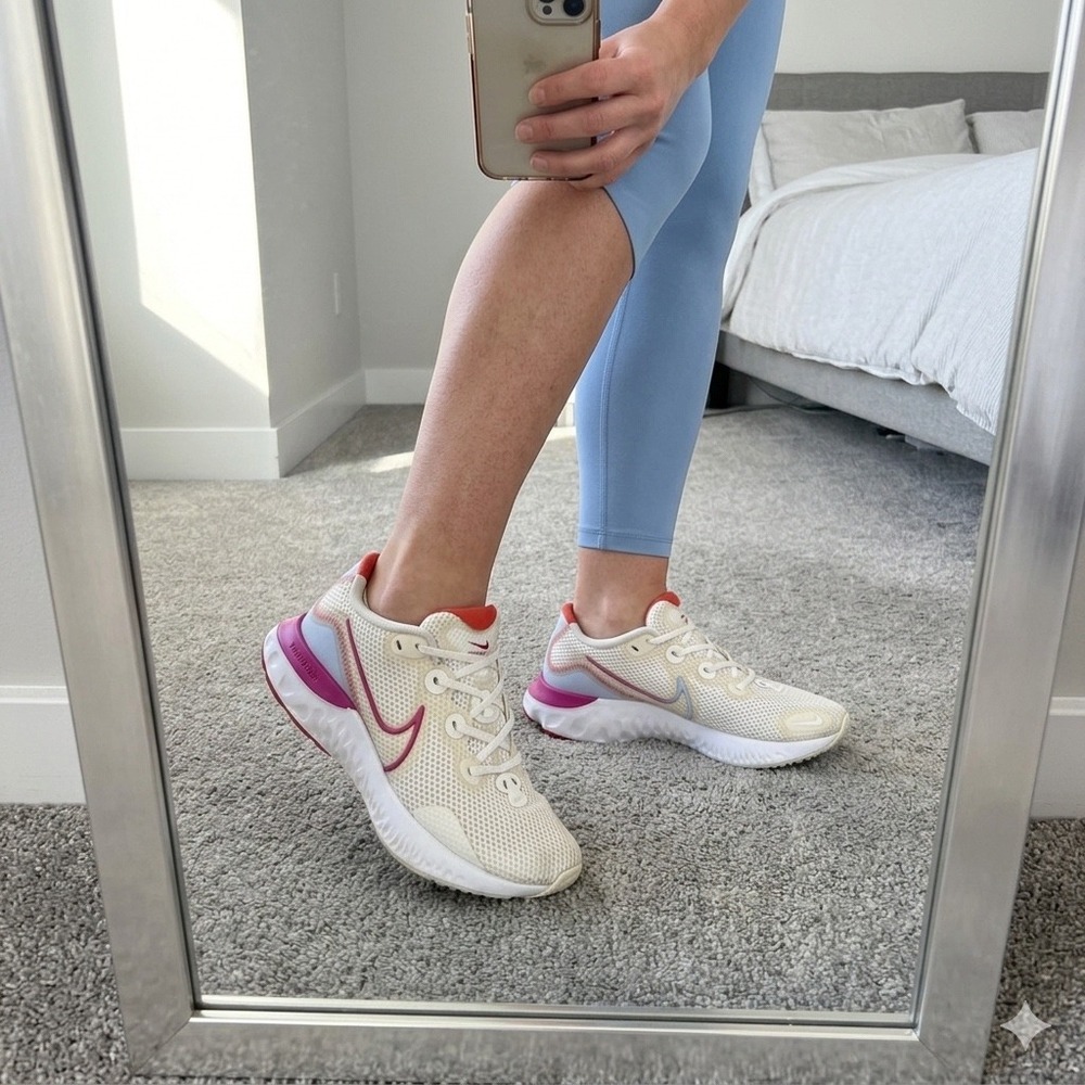 Nike Women's Renew Run White‎ Ember Glow Athletic Sneakers Size 7.5 CK6360-100